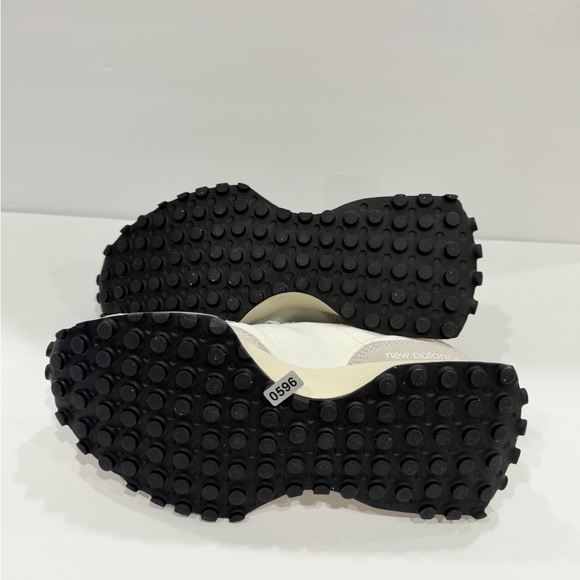 New Balance 327 Women’s Shoes - Picture 7 of 9